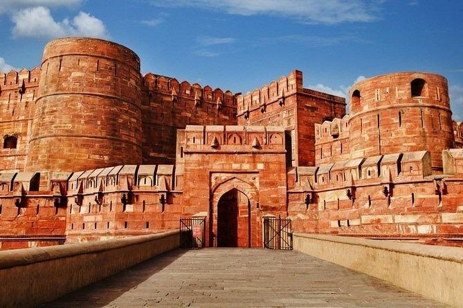 Taj Mahal with Agra Fort Skip-the-Line tickets & guide - Why skip-the-line is a real upgrade at the Taj Mahal