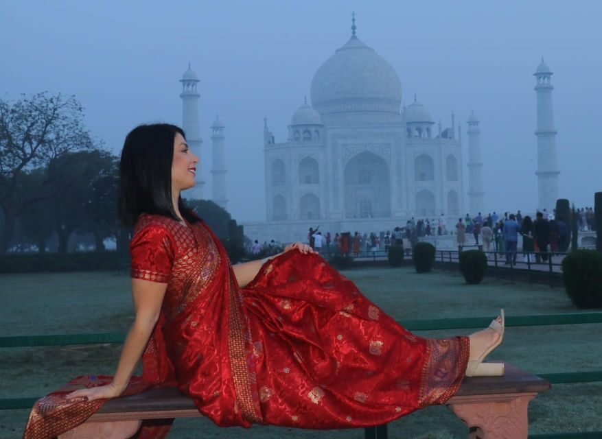 Taj Mahal with Professional Photoshoot - Your Official English Guide Inside the Taj Mahal